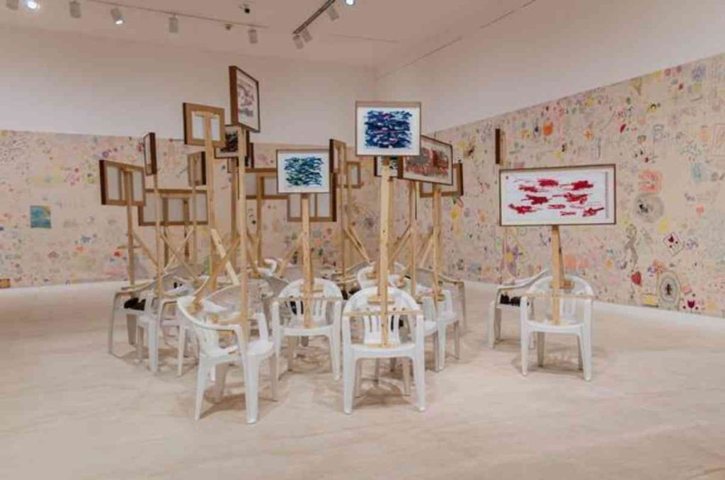 Descubre Espíritus en el Pantano de Oscar Murillo y deja tu huella en los dibujos del Museo Tamayo