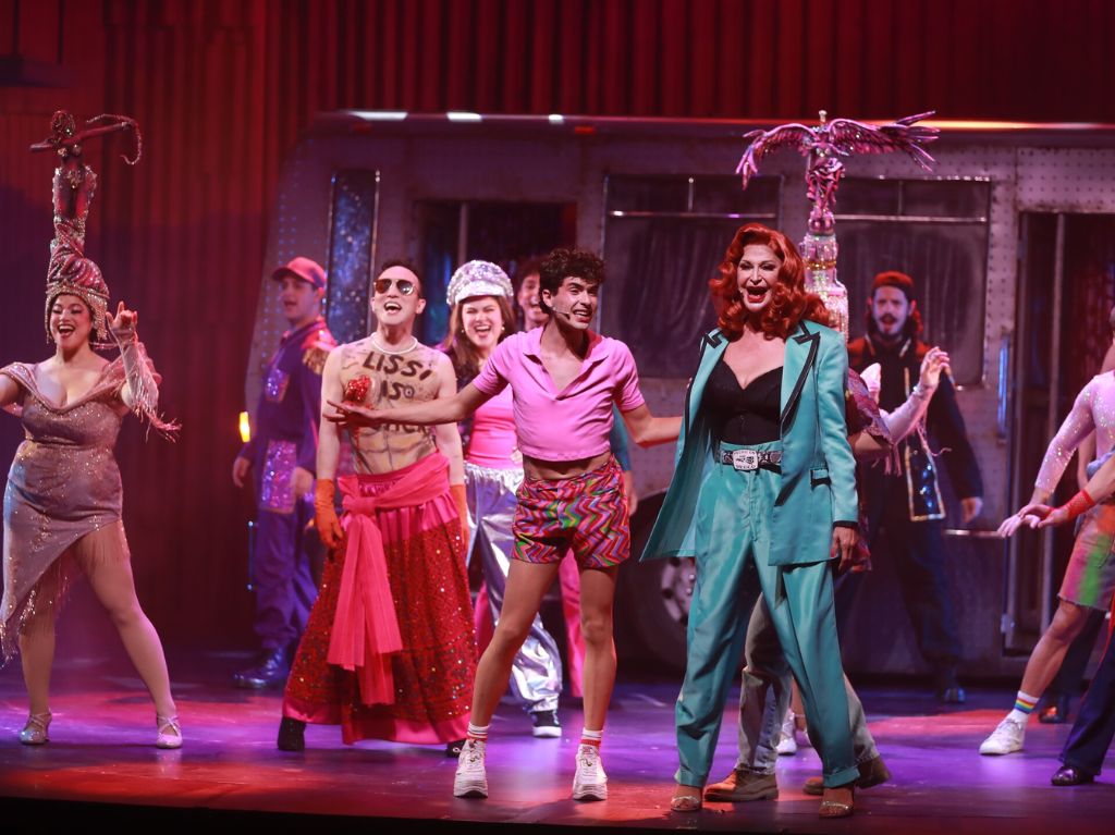Priscilla, Reina del Desierto: El Musical (2024)