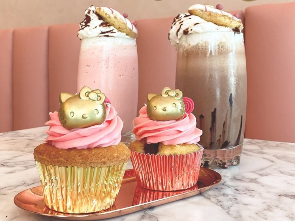 Hello Kitty Café