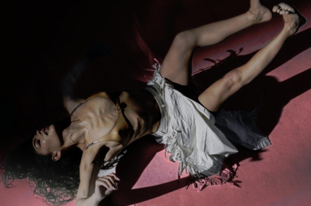 TONO Festival presenta Mundos Rotos coreografía de Kianí del Valle en Casa del Lago